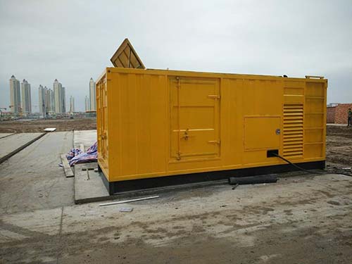 泰宁合同中关于乙方责任导致工期延误的赔偿标准应该如何制定?